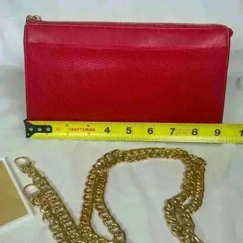 New MICHAEL KORS Empire Large Red Convertible Crossbody Chain is unbranded